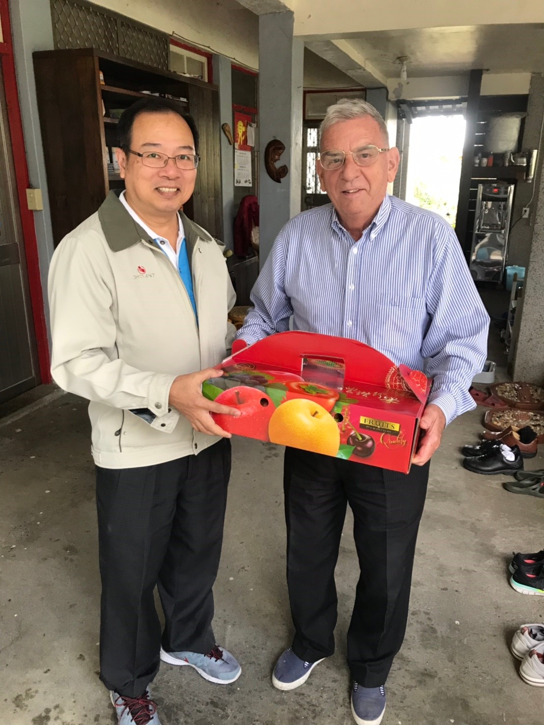 連結至拜訪腳底按摩療法的創始人吳若石神父按我看更多圖片